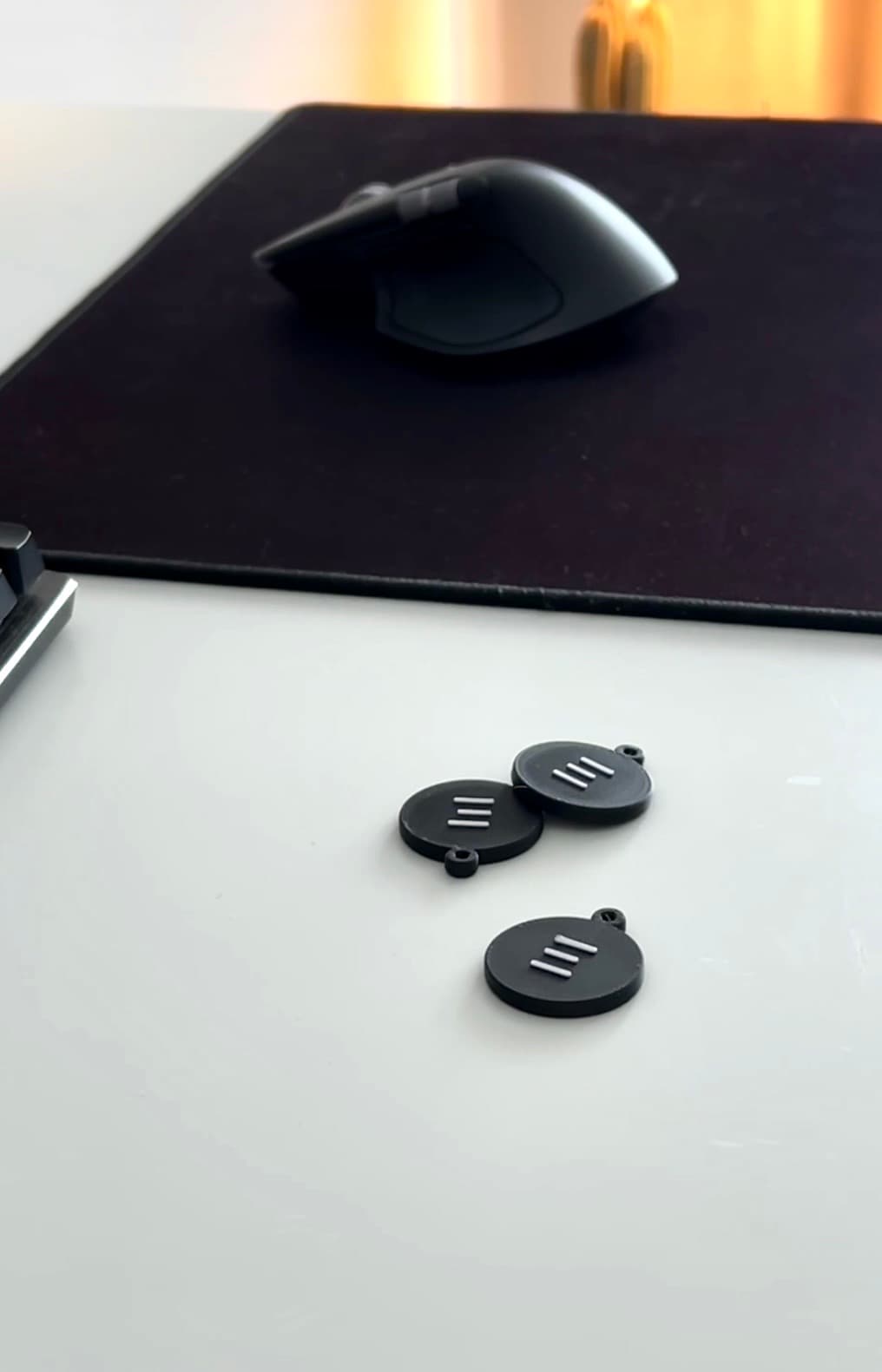 Brelok NFC z logo — Kontrastowe dwa kolory